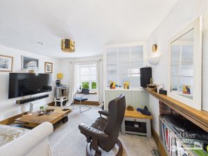 Sitting Room- click for photo gallery